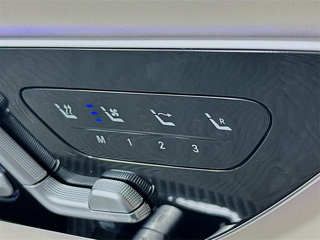 used 2024 Mercedes-Benz AMG SL 55 car, priced at $132,499