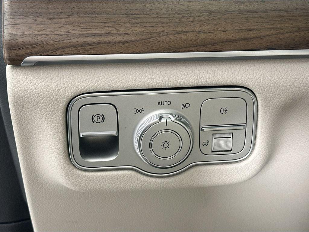 new 2026 Mercedes-Benz GLE 450 car, priced at $80,230