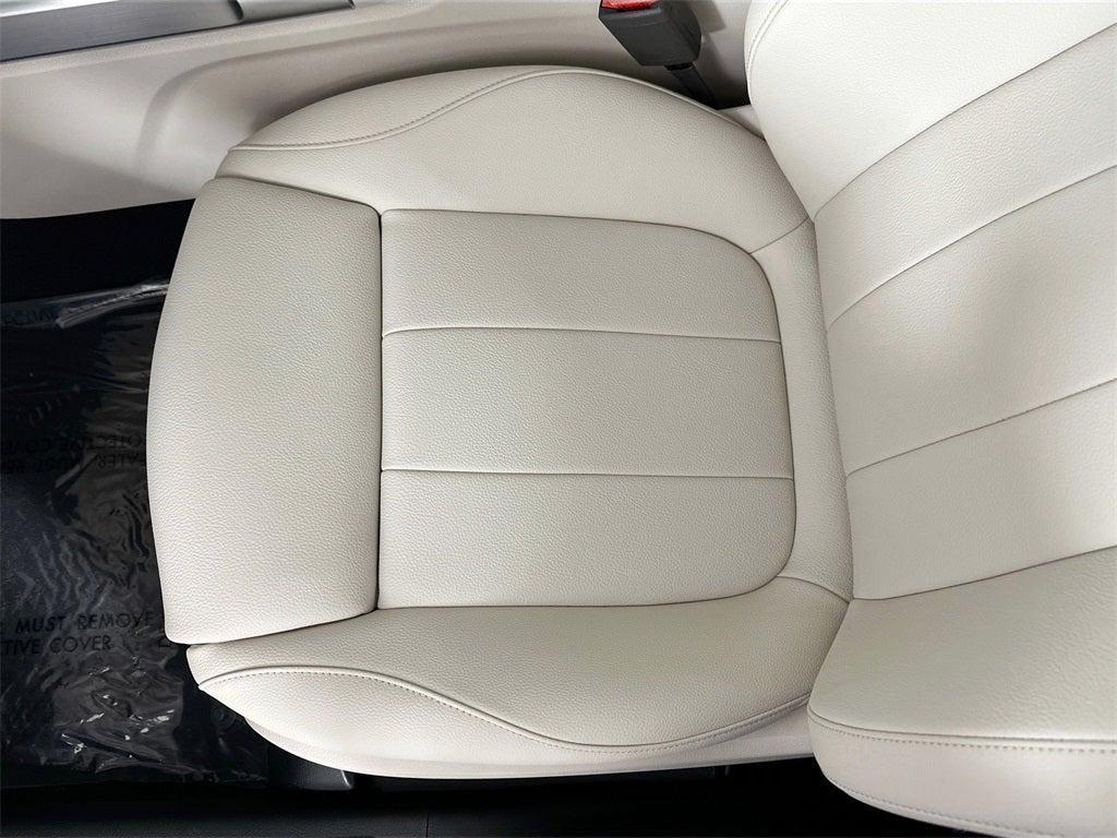 used 2025 Mercedes-Benz GLB 250 car, priced at $43,995