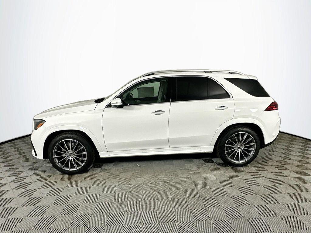 new 2026 Mercedes-Benz GLE 450 car, priced at $81,918