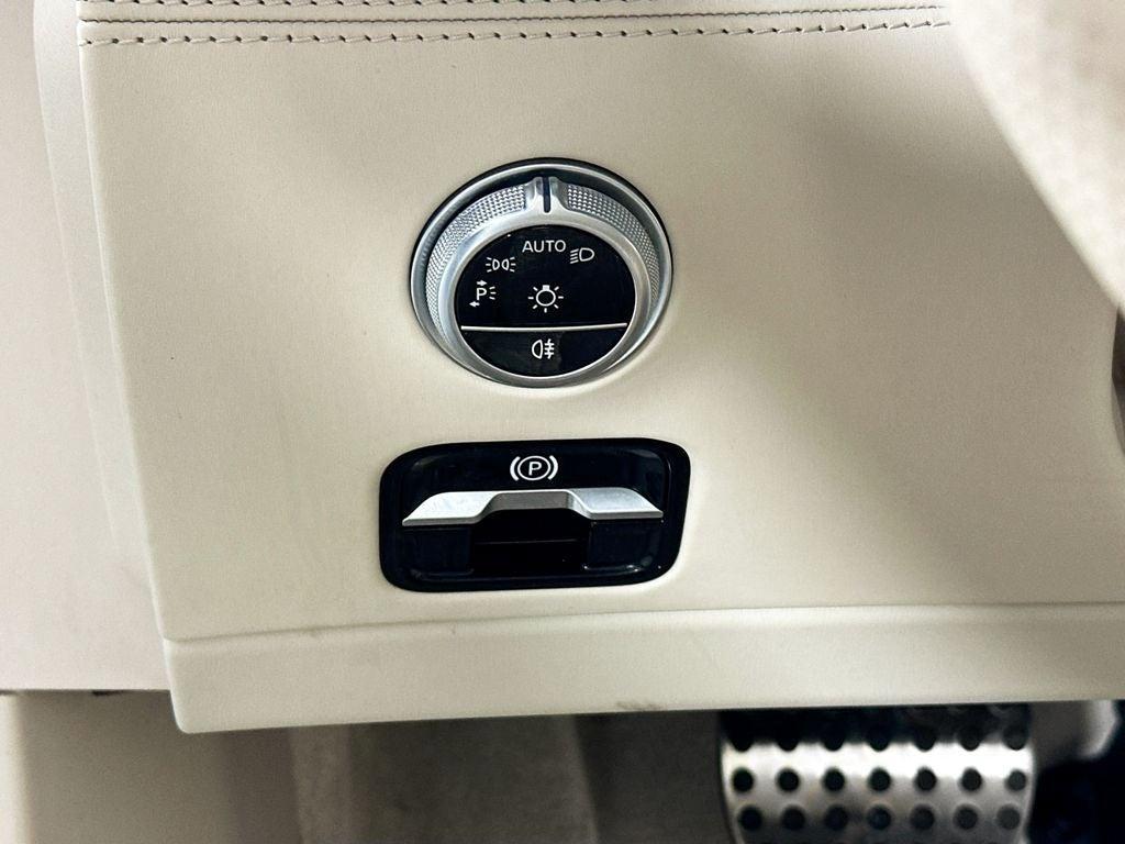 used 2022 Mercedes-Benz AMG SL 55 car, priced at $98,984