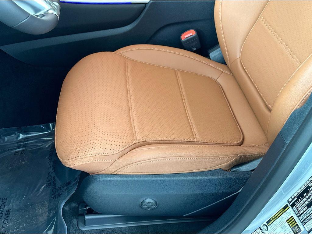 new 2026 Mercedes-Benz GLC 300 car, priced at $60,018