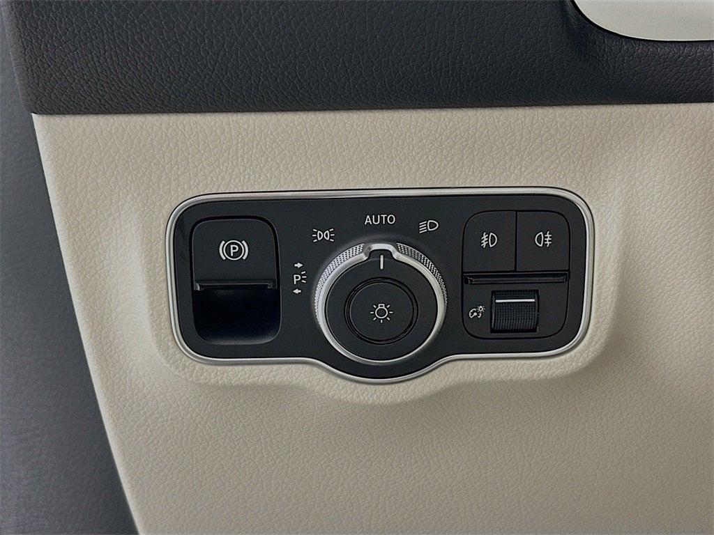 new 2026 Mercedes-Benz GLB 250 car, priced at $53,050