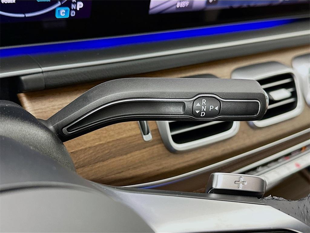 new 2026 Mercedes-Benz GLS 450 car, priced at $101,705