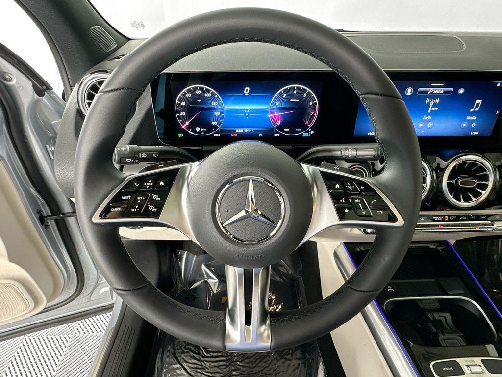 new 2026 Mercedes-Benz GLA 250 car, priced at $48,258