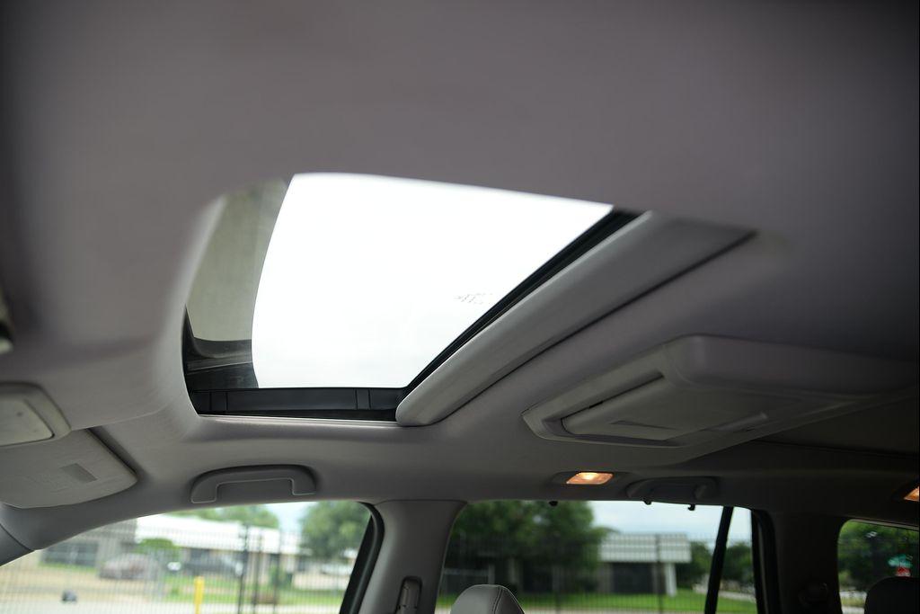 used 2016 Honda Pilot car, priced at $15,351