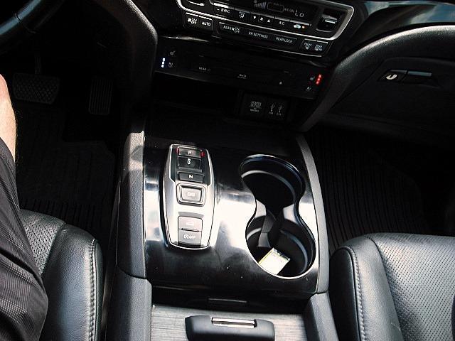 used 2016 Honda Pilot car, priced at $18,995