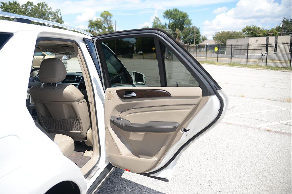 used 2014 Mercedes-Benz M-Class car, priced at $10,995