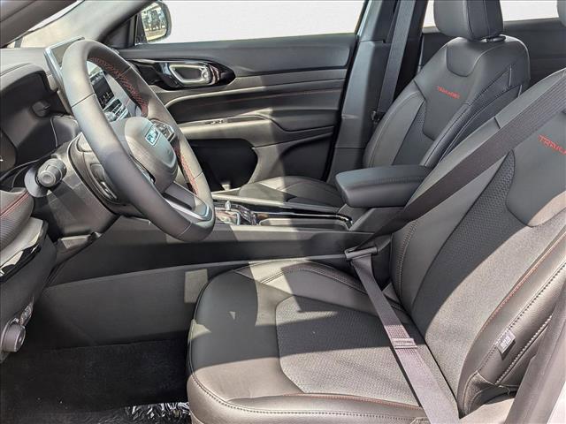 new 2025 Jeep Compass car, priced at $33,809