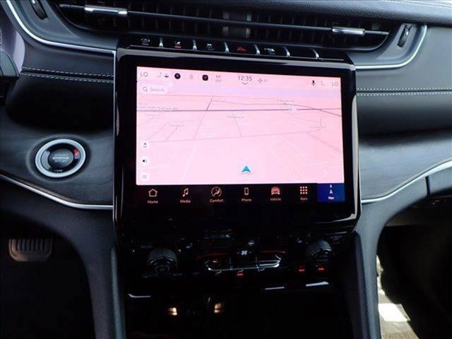 new 2025 Jeep Grand Cherokee L car, priced at $45,299