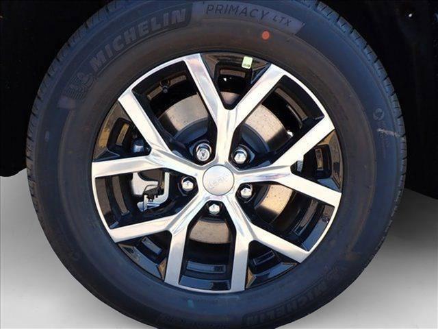 new 2025 Jeep Grand Cherokee L car, priced at $45,299