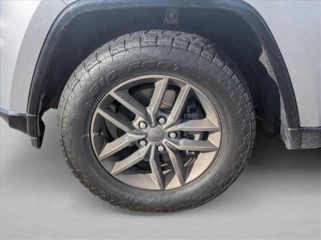 used 2016 Jeep Grand Cherokee car, priced at $9,199