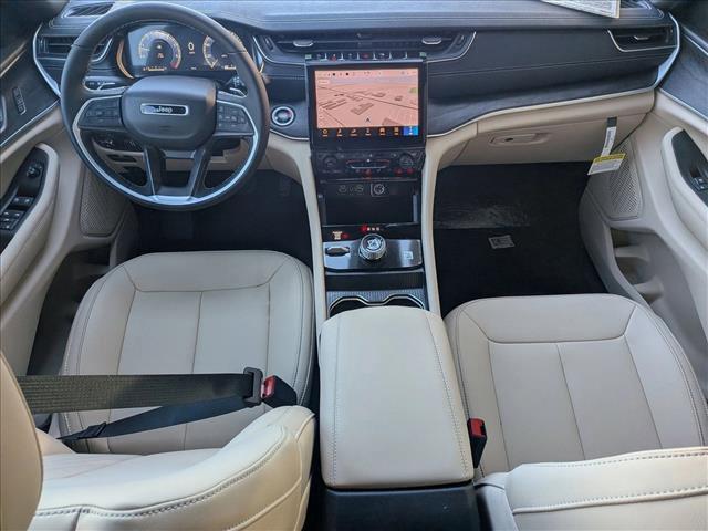 new 2025 Jeep Grand Cherokee car, priced at $43,549