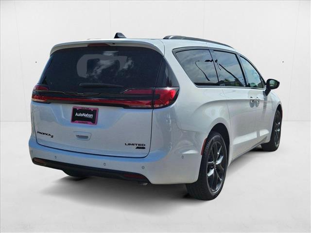 new 2025 Chrysler Pacifica car, priced at $49,179