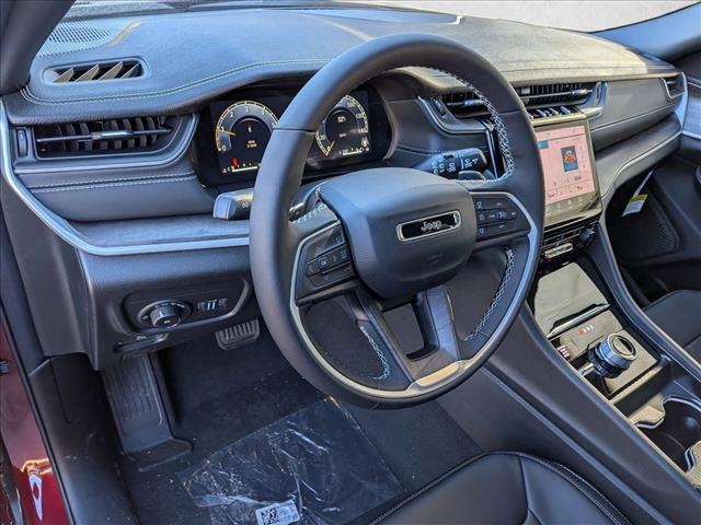 new 2025 Jeep Grand Cherokee car, priced at $49,649