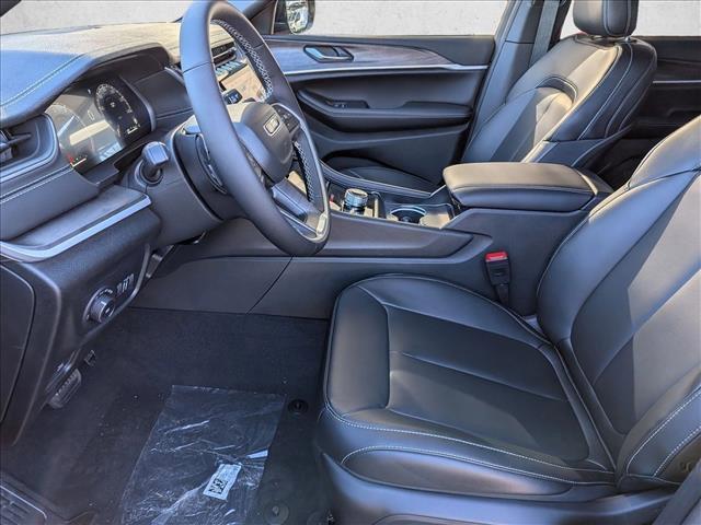 new 2025 Jeep Grand Cherokee car, priced at $49,649