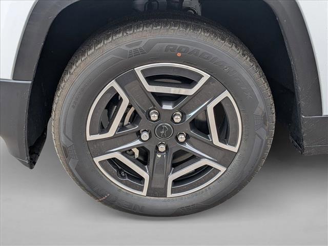 new 2026 Jeep Cherokee car, priced at $45,109