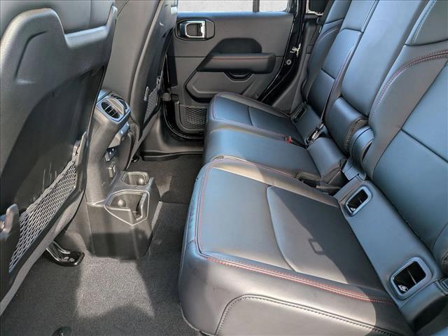 new 2025 Jeep Gladiator car, priced at $52,799