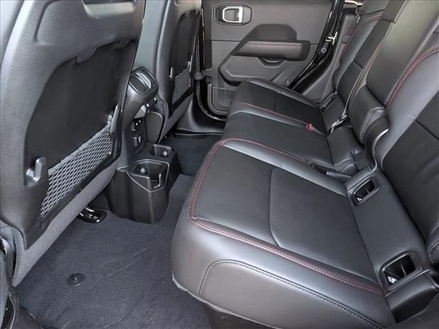 new 2025 Jeep Gladiator car, priced at $53,299