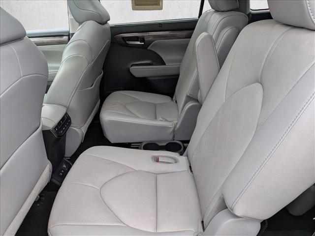 used 2021 Toyota Highlander Hybrid car, priced at $35,699