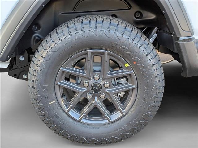 new 2026 Jeep Wrangler car, priced at $47,435