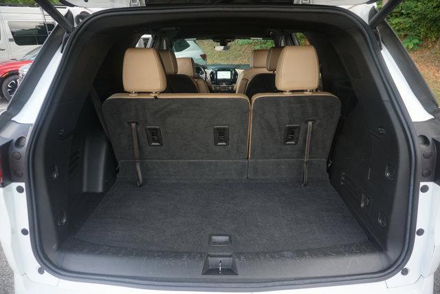 used 2022 Chevrolet Traverse car, priced at $28,995