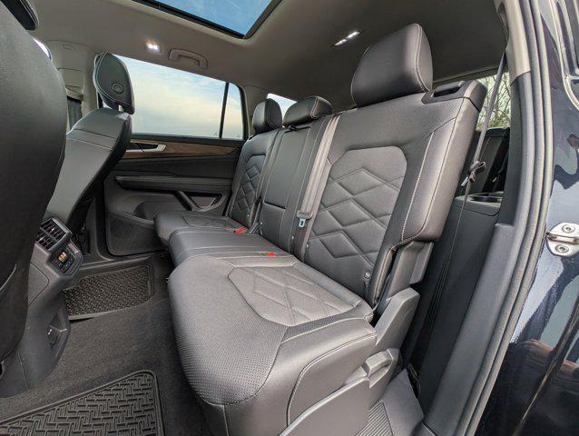 used 2025 Volkswagen Atlas car, priced at $32,998