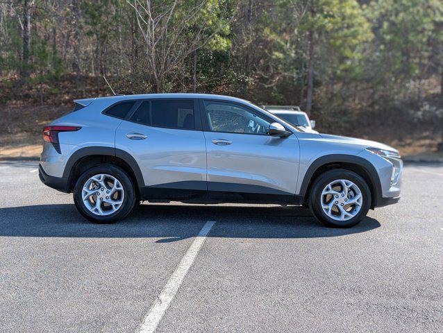 used 2024 Chevrolet Trax car, priced at $18,997