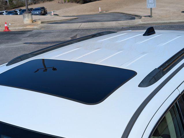 used 2020 Jeep Grand Cherokee car, priced at $19,994