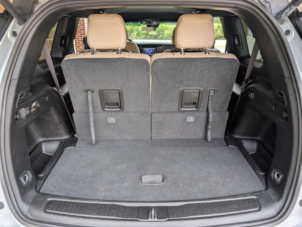 used 2025 Jeep Grand Cherokee L car, priced at $37,294