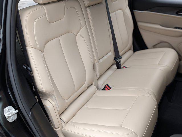 used 2024 Jeep Grand Cherokee car, priced at $31,995