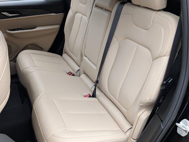 used 2024 Jeep Grand Cherokee car, priced at $31,995