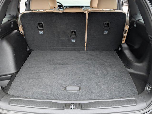 used 2024 Jeep Grand Cherokee car, priced at $31,995