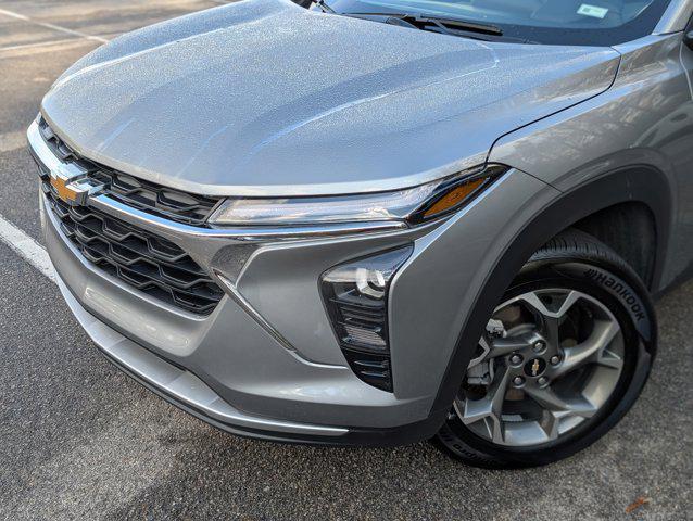 used 2025 Chevrolet Trax car, priced at $21,995