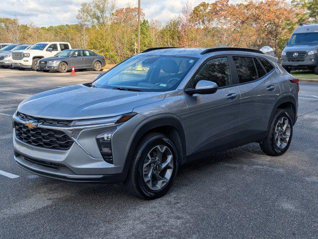 used 2025 Chevrolet Trax car, priced at $21,995