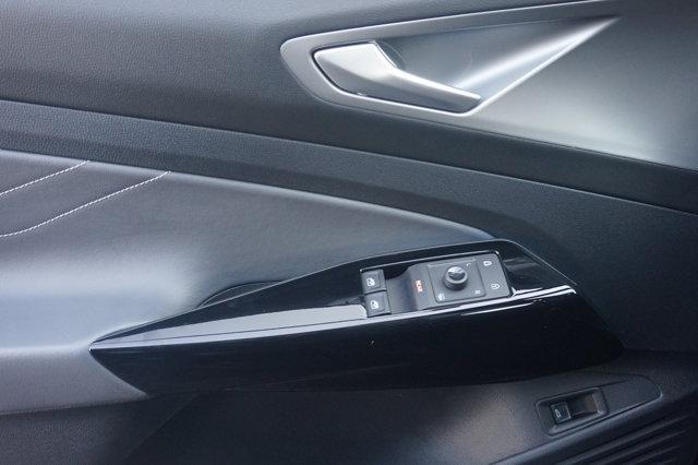 used 2023 Volkswagen ID.4 car, priced at $17,998