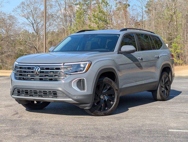 used 2025 Volkswagen Atlas car, priced at $35,995