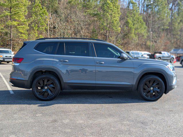 used 2025 Volkswagen Atlas car, priced at $35,995