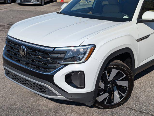 used 2025 Volkswagen Atlas Cross Sport car, priced at $34,990