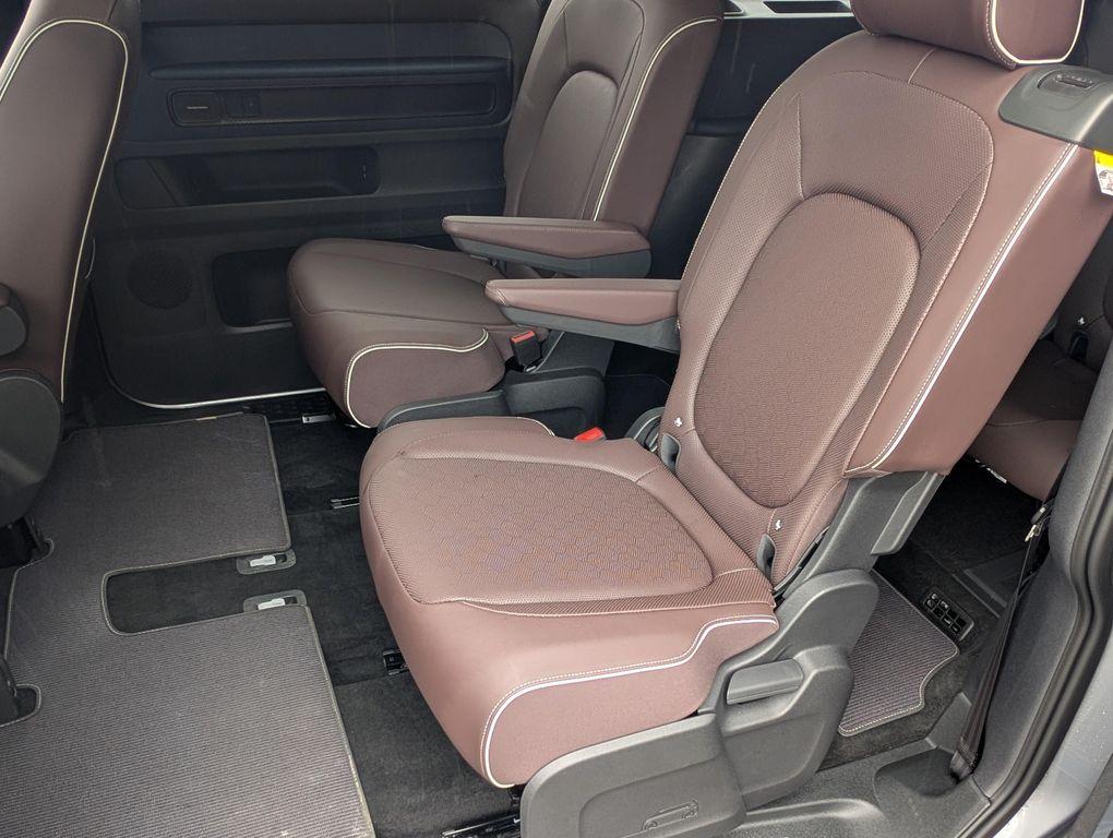 used 2025 Volkswagen ID. Buzz car, priced at $50,294