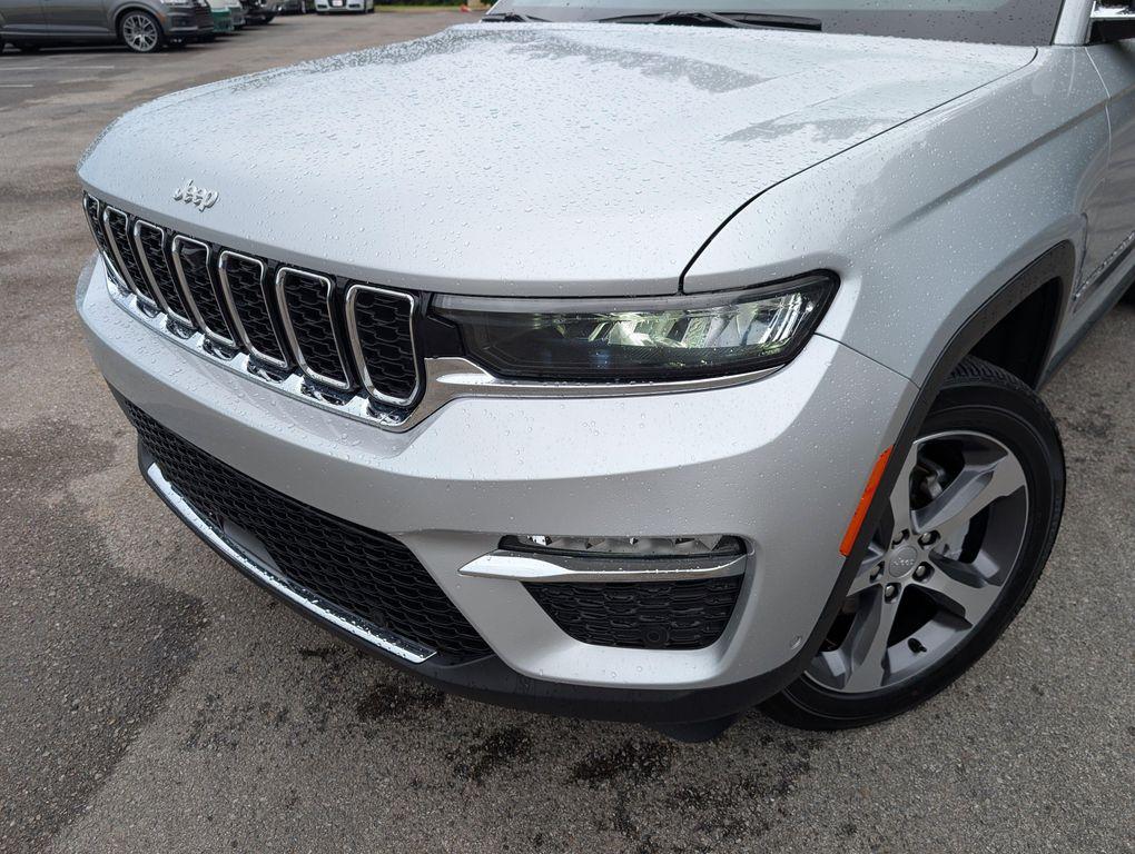 used 2024 Jeep Grand Cherokee car, priced at $36,293