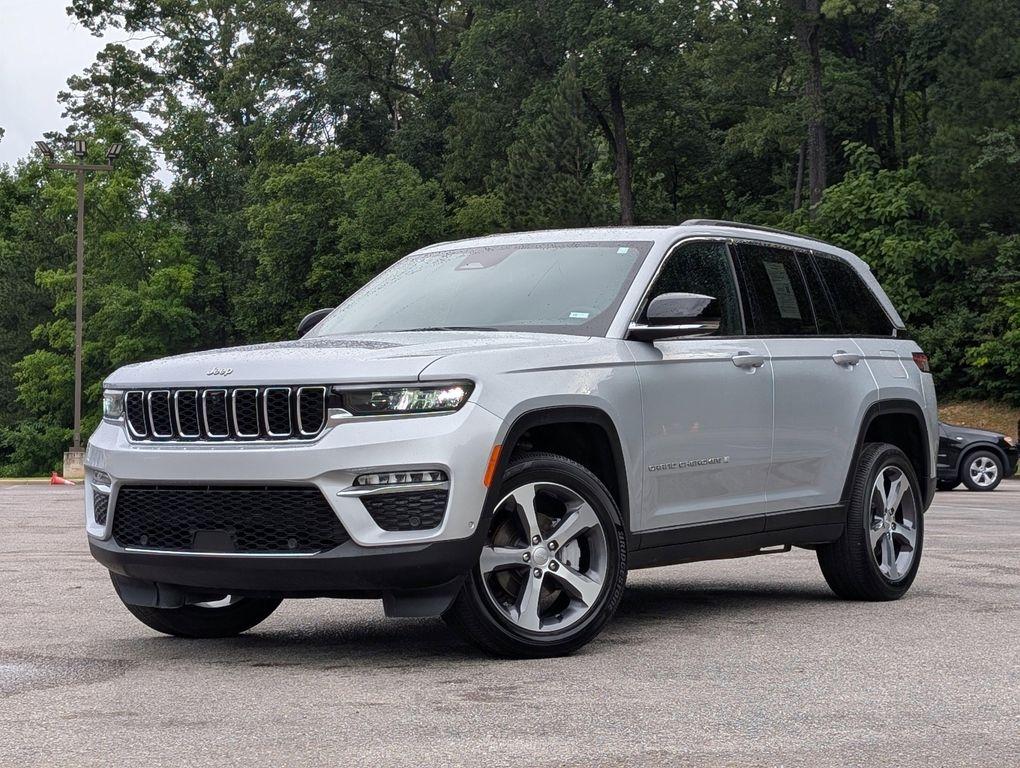 used 2024 Jeep Grand Cherokee car, priced at $36,293