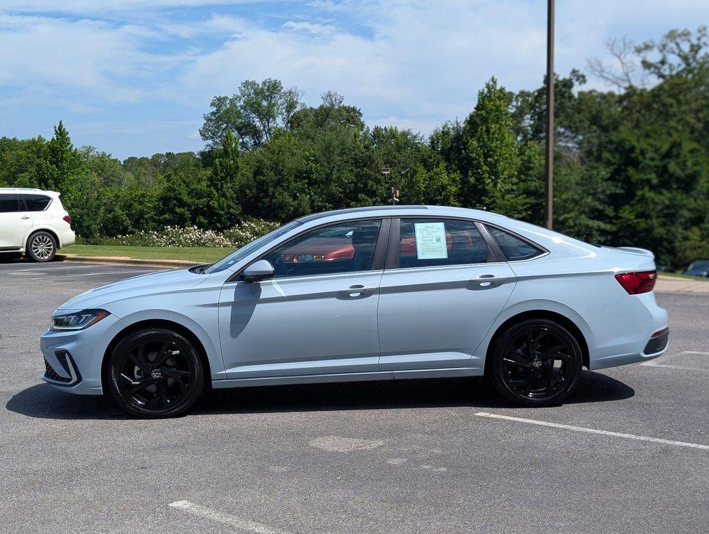 used 2025 Volkswagen Jetta car, priced at $24,294