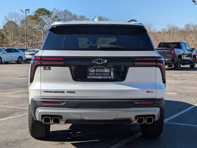 used 2025 Chevrolet Traverse car, priced at $43,995