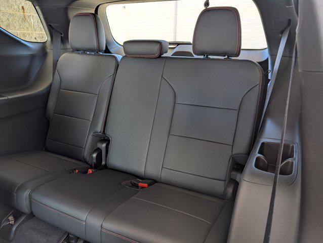 used 2025 Chevrolet Traverse car, priced at $43,995