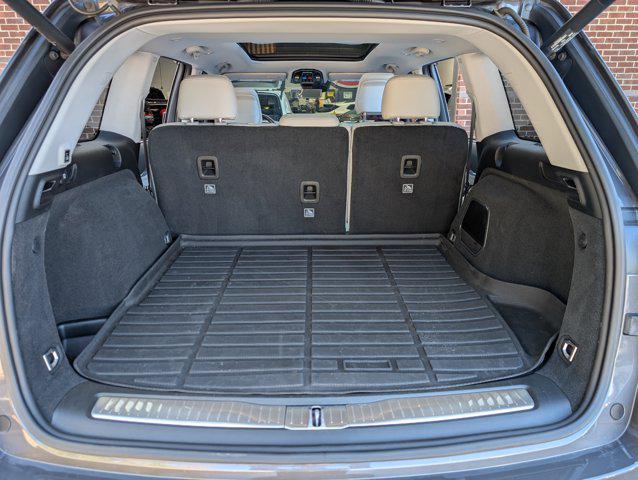 used 2022 Jeep Grand Cherokee car, priced at $35,995