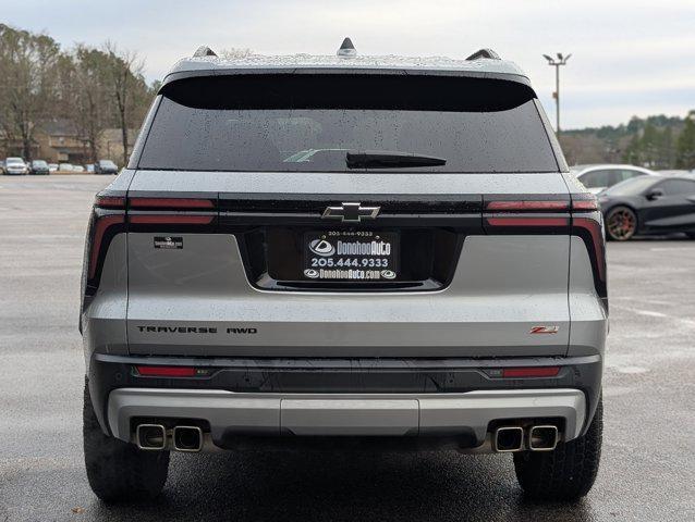 used 2025 Chevrolet Traverse car, priced at $44,995