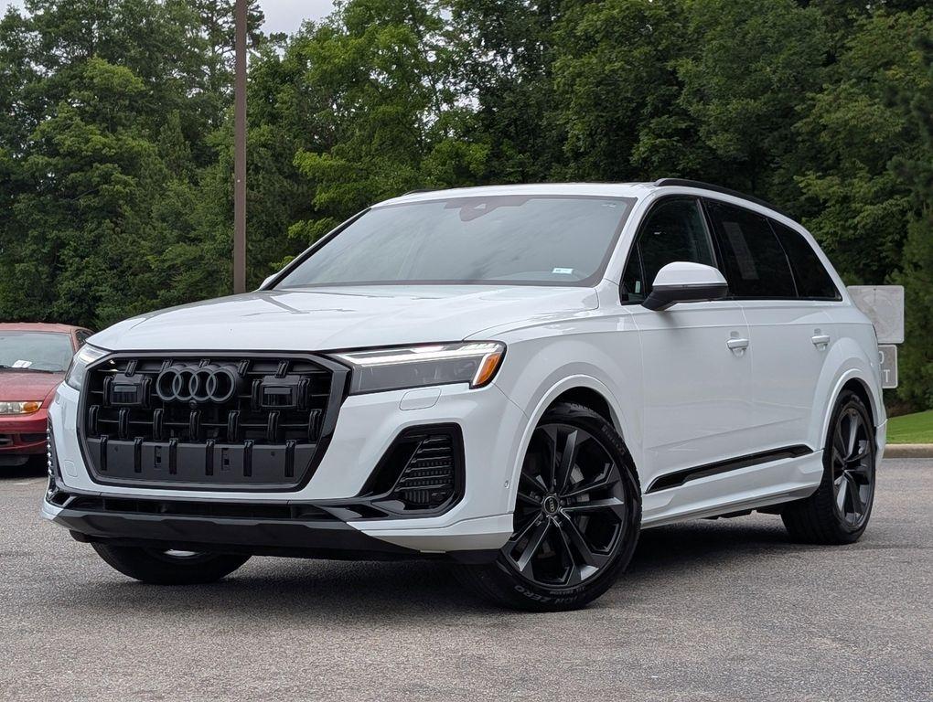 used 2025 Audi Q7 car, priced at $57,294