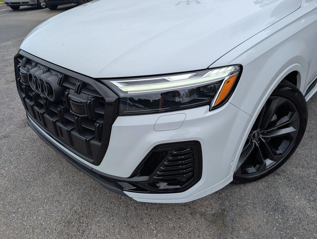 used 2025 Audi Q7 car, priced at $56,794