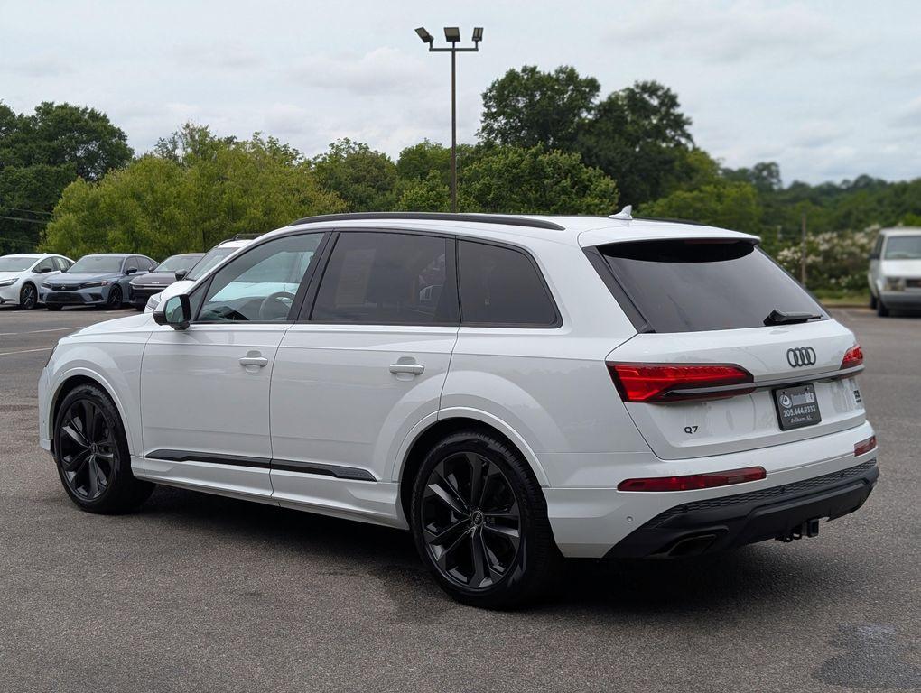 used 2025 Audi Q7 car, priced at $57,294